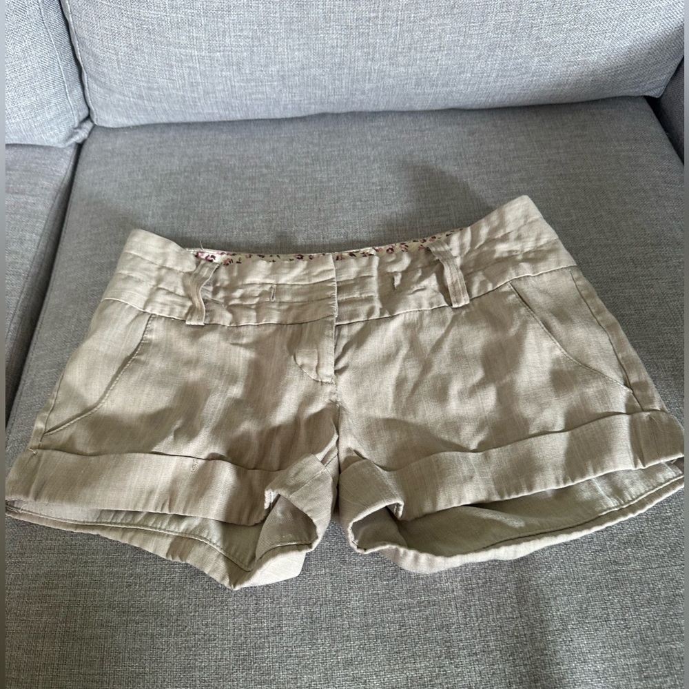 Charlotte Russe Women's Tan Cargo Shorts
